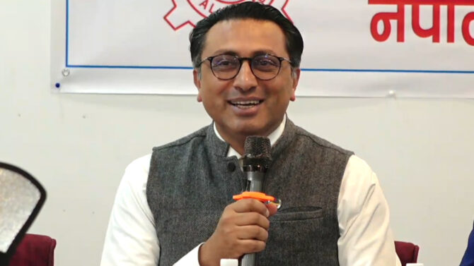 अर्थमन्त्री स्वर्णिम वाग्ले भन्छन्– खुलेर व्यवसाय गरौं, गर्वका साथ कर तिरौं
