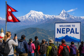 मे महिनामा भित्रिए १ लाख २ हजारभन्दा बढी पर्यटक