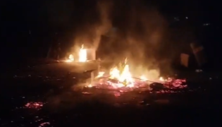 सुनसरीमा मध्यराती झडप : प्रहरीको गोली लागेर एकको मृत्यु, प्रशासनको कर्फ्यु