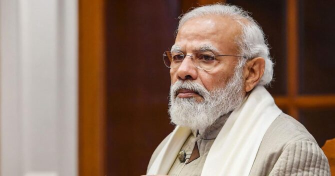 स्थिर मोदी सरकारमा कुनै पनि शिक्षामन्त्रीले किन पुरा कार्यकाल बिताउन सकेका छैनन् ?