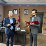सहिद दशरथचन्द स्वास्थ्य विज्ञान विश्वविद्यालयका नवनियुक्त उपकुलपति र रजिष्ट्रारले लिए शपथ